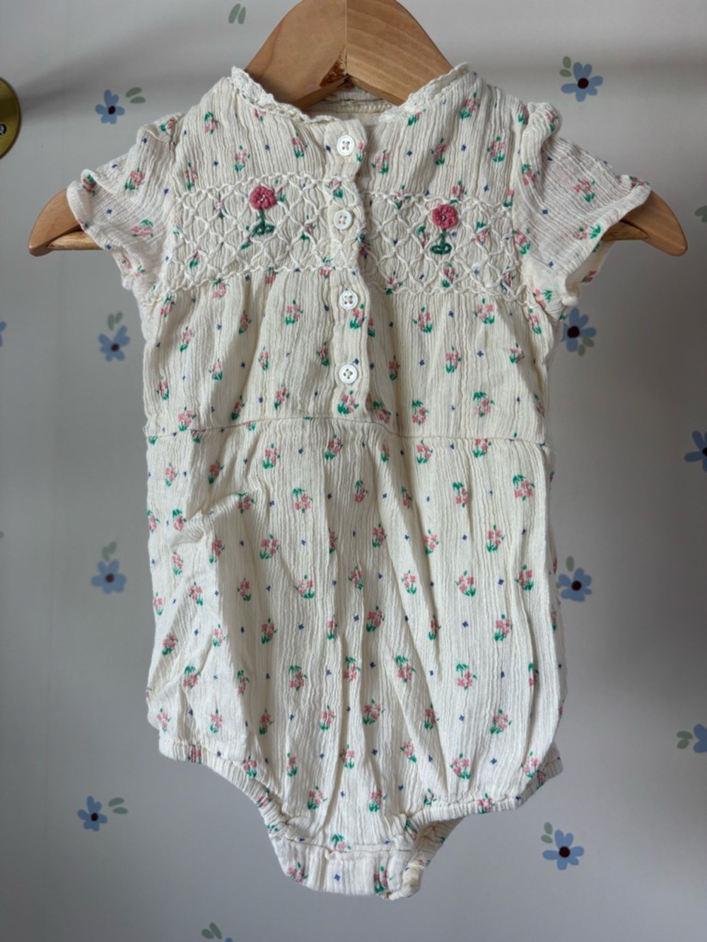 Emile et Ida Cream Baby Romper with Pink Floral Print